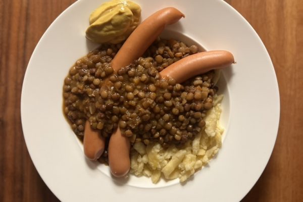 Linsen und Spätzle