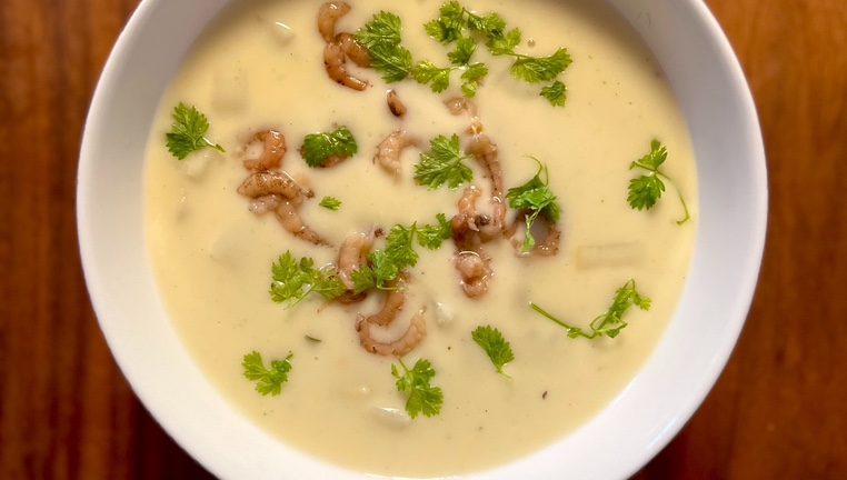 Cream of (white) asparagus soup