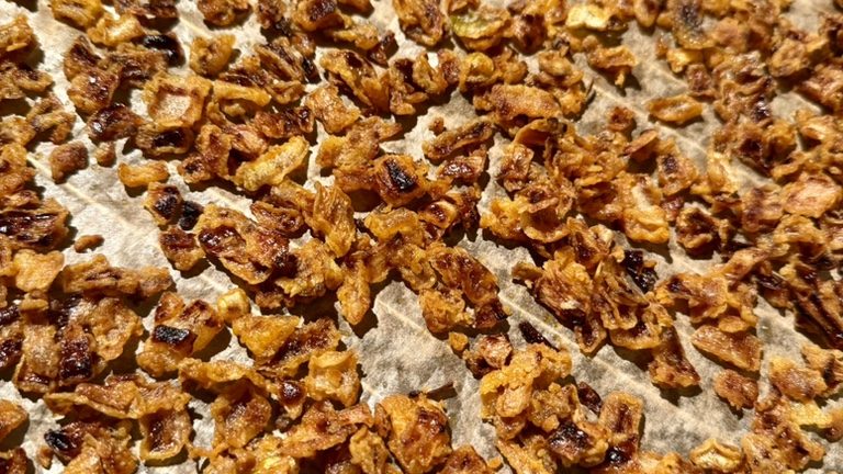 Crispy fried onions