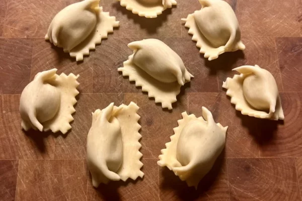 Agnolotti with mushroom filling