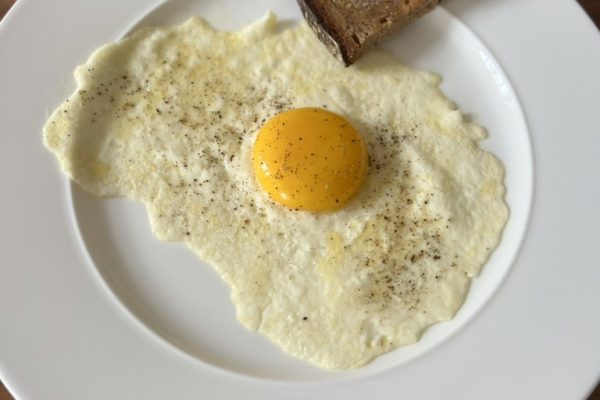 Very good sunny side up eggs