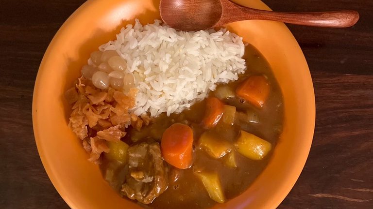 Karē Raisu – Japanisches Curry