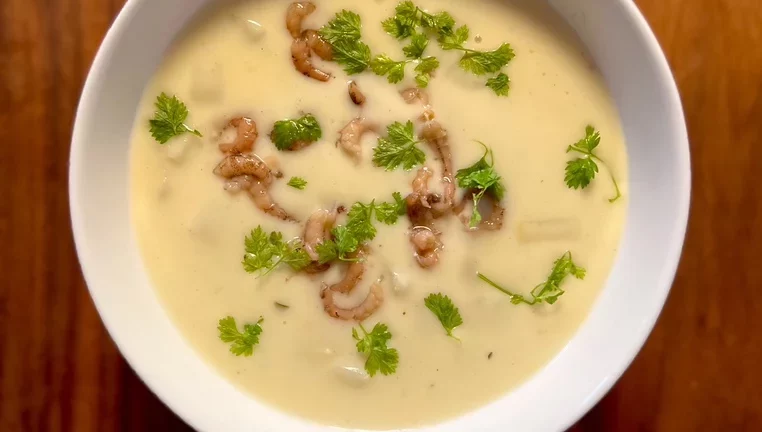 Cream of (white) asparagus soup