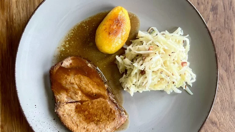 Roast pork at low temperature
