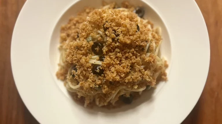 Pasta con la mollica