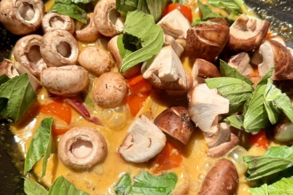 Vegan yellow Thai curry