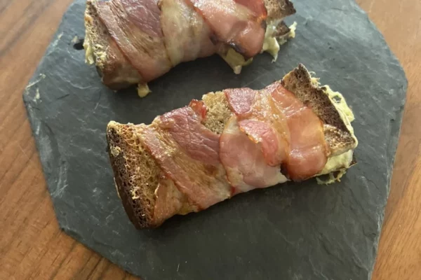 Inside-out bacon sandwich