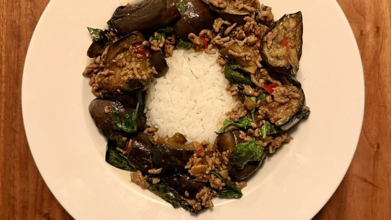 Makheua Yao Pad Tao Jiao