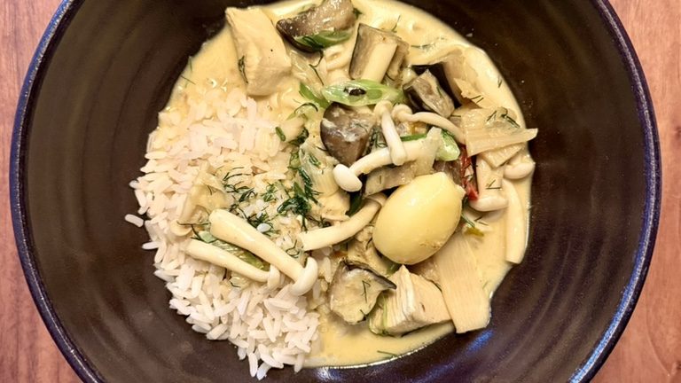 Laotisches Dill Curry – Susi Kai